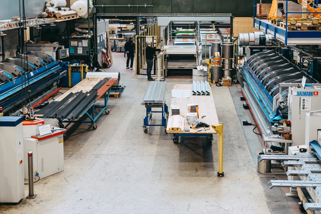 komplette produktion mit cidan coilfarm forstner nuslit und zwei thalmann doppelbiegermaschienen